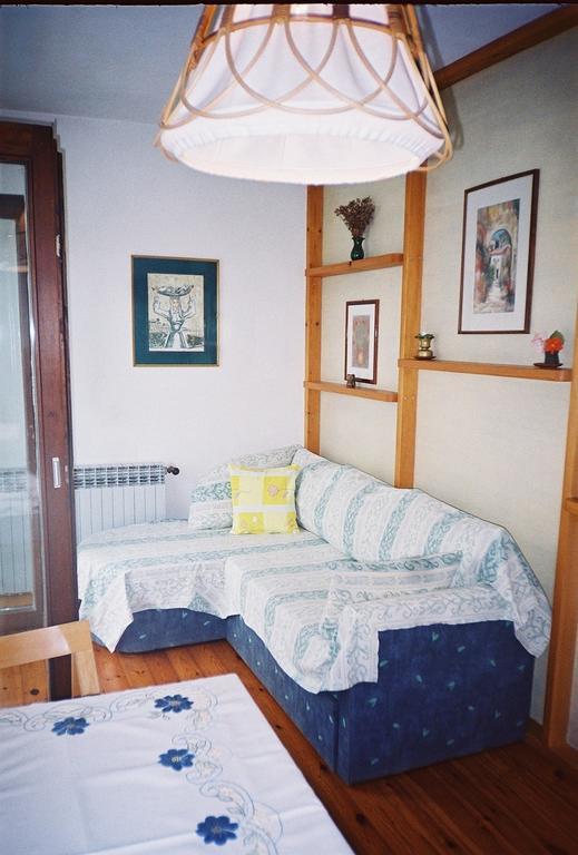 Apartments Ljuba I Mare มาลินสกา ห้อง รูปภาพ