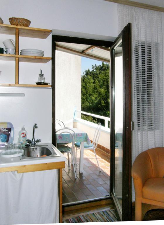 Apartments Ljuba I Mare มาลินสกา ห้อง รูปภาพ