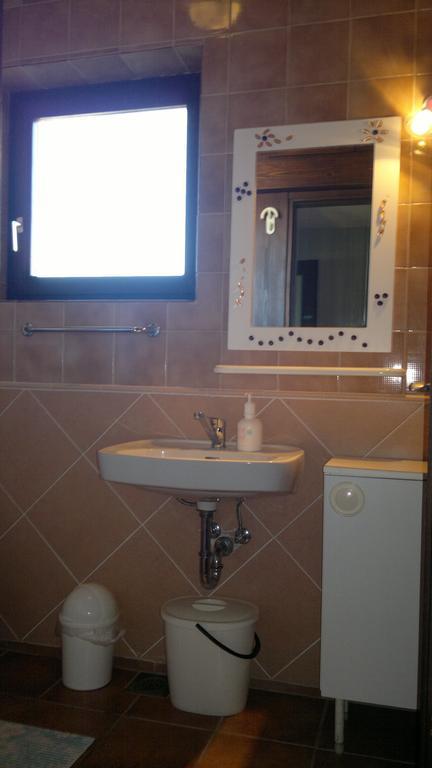 Apartments Ljuba I Mare มาลินสกา ห้อง รูปภาพ