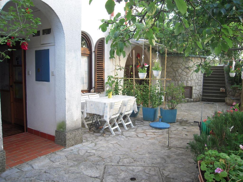 Apartments Ljuba I Mare มาลินสกา ห้อง รูปภาพ