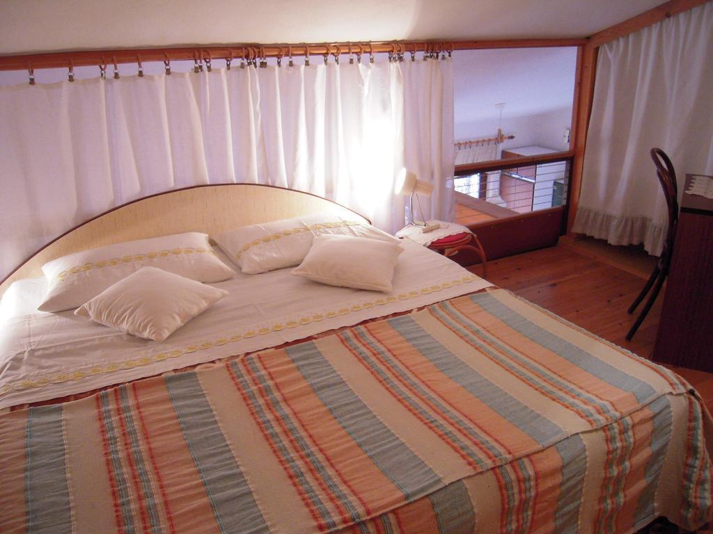 Apartments Ljuba I Mare มาลินสกา ภายนอก รูปภาพ