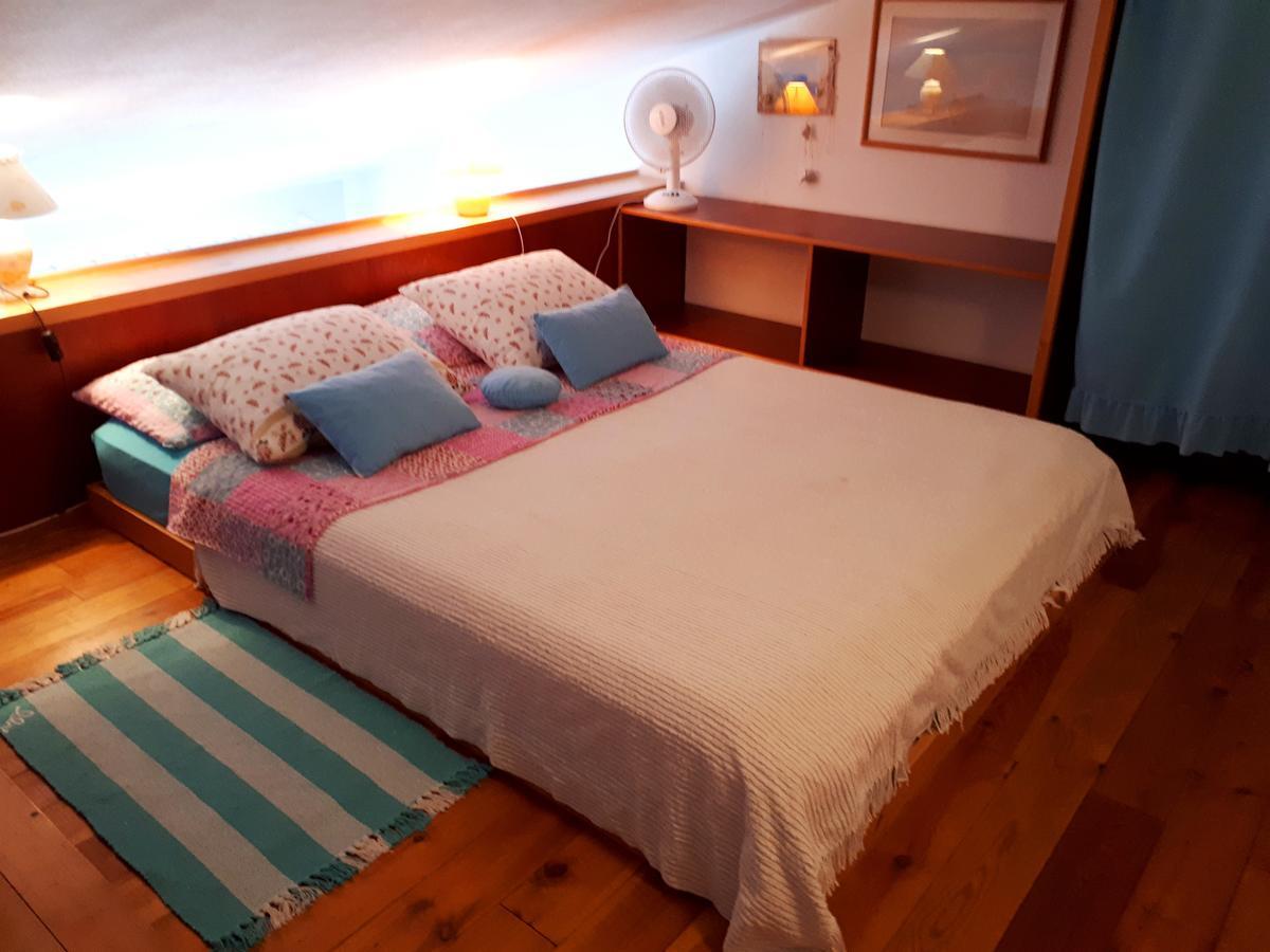 Apartments Ljuba I Mare มาลินสกา ภายนอก รูปภาพ