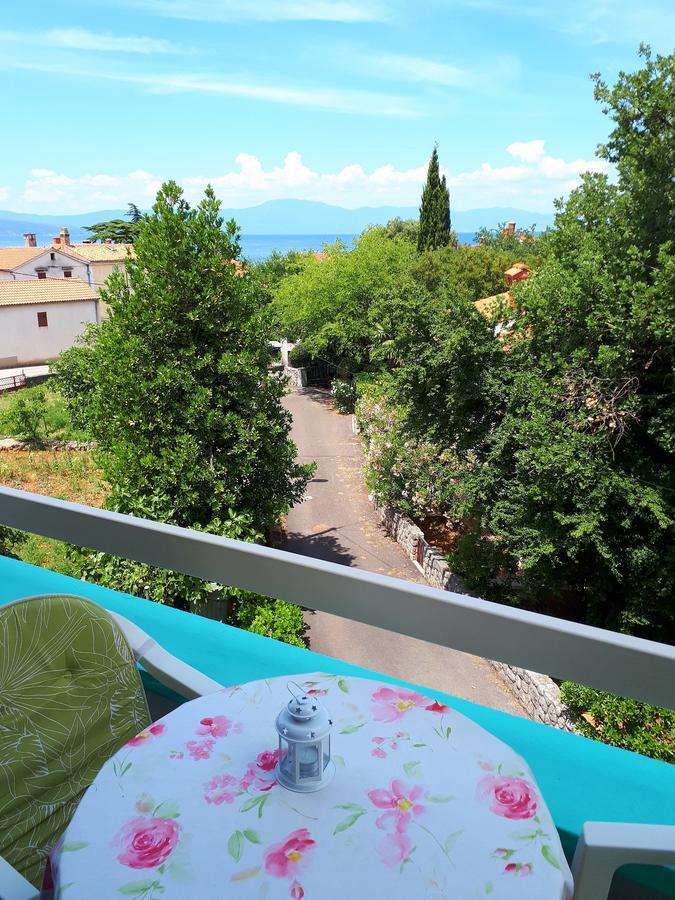 Apartments Ljuba I Mare มาลินสกา ภายนอก รูปภาพ
