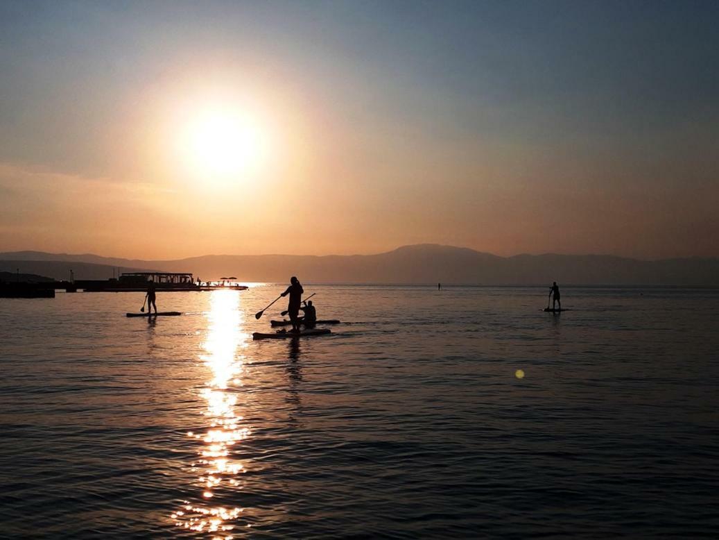 Apartments Ljuba I Mare มาลินสกา ภายนอก รูปภาพ